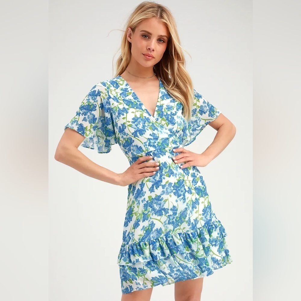 Lulus Glorious White & Light Blue Floral Printed Ruffle Mini Dress Size M